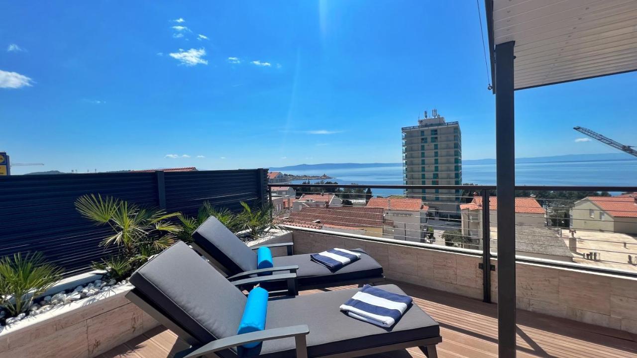 Skypool 77 With Private Pool Makarska